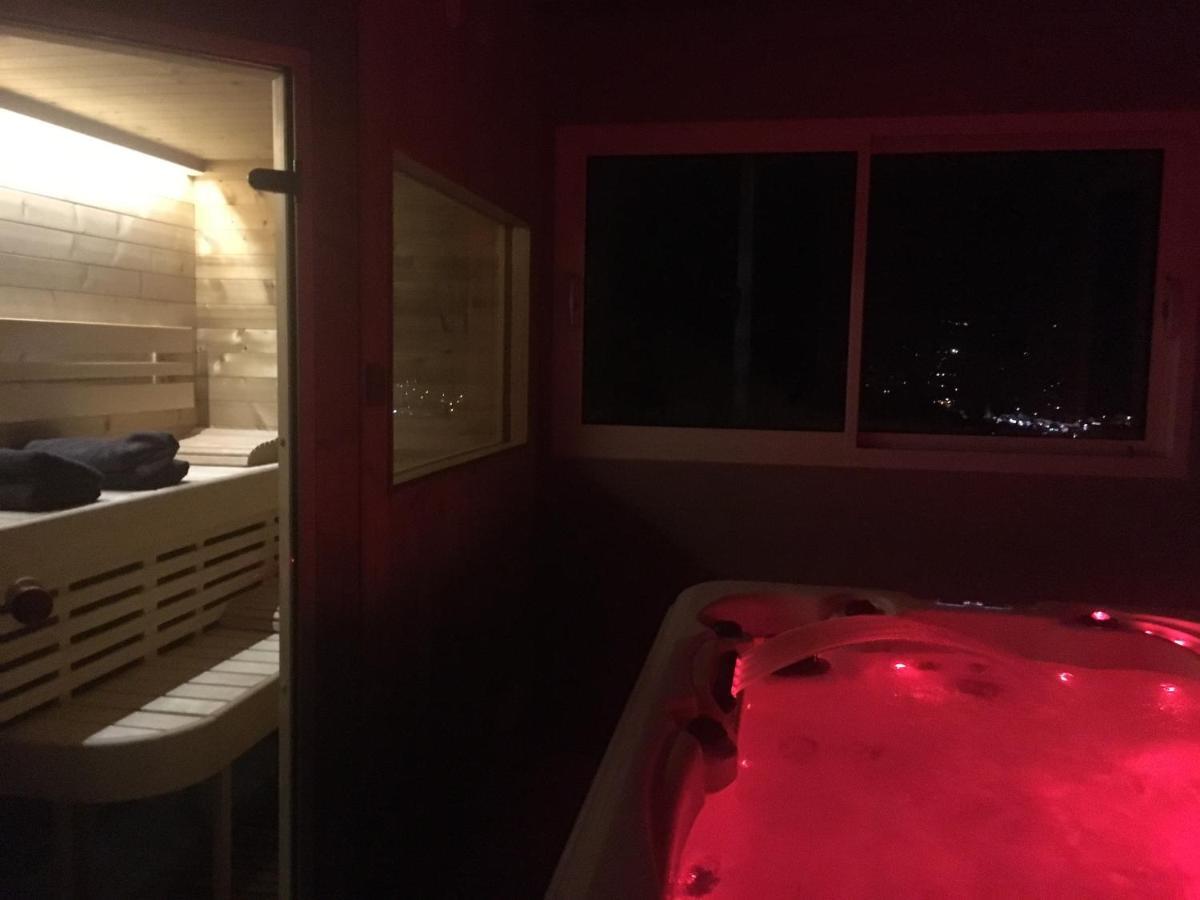 Le Bleu Du Sauna Et